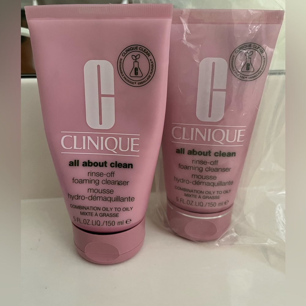 Clinique Rinse Off Foaming Cleanser